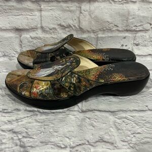 ICON Wearable ART Vibrant Slip On "LUNCH” Open Slide Sandals Shoes 10